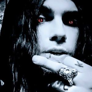 Meet your Posher, Adrian